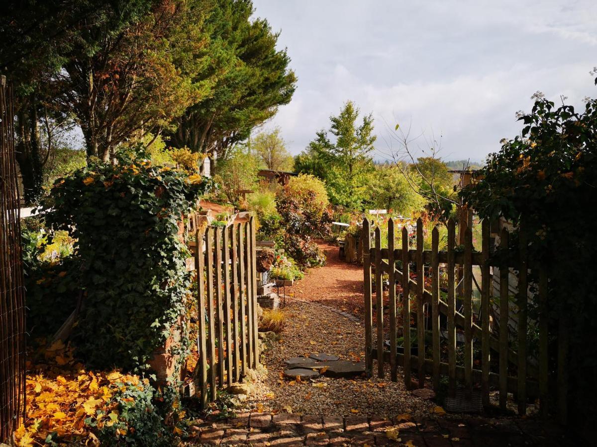 Lodge-Belvedere Sur Les Hauteurs De Vichy Exterior foto
